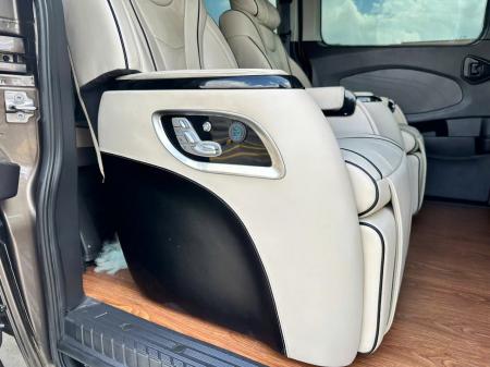 Ford Tourneo Limousine được nâng cấp từ phiên bản Titanium1783504009631_1165830952818328734_g2083180601853021531_37b5487a4c2f438b69ed9aff4529c4d9