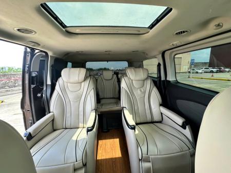 Ford Tourneo Limousine được nâng cấp từ phiên bản Titanium1783504009645_1165830952818328734_g2083180601853021531_5a56f7c49240558bcb4bdc2fe6ebf5dc
