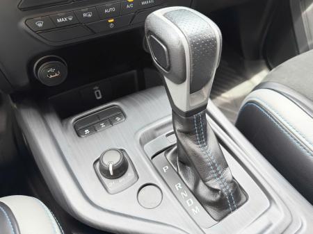 FORD RANGER RAPTOR - Năm 20211784269477042_9101278399305042429_g2083180601853021531_6c4f5eb17e7ec8dad5d9caaeb0cbbffa