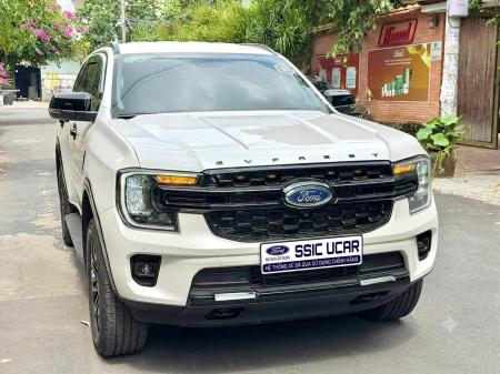 FORD EVEREST SPORT - Năm 2024 - Màu trắng