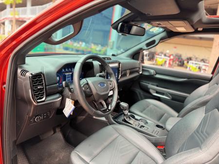 FORD EVEREST TITANIUM 2023 LƯỚT 33.000 KM944a3c27369eb7c0ee8f